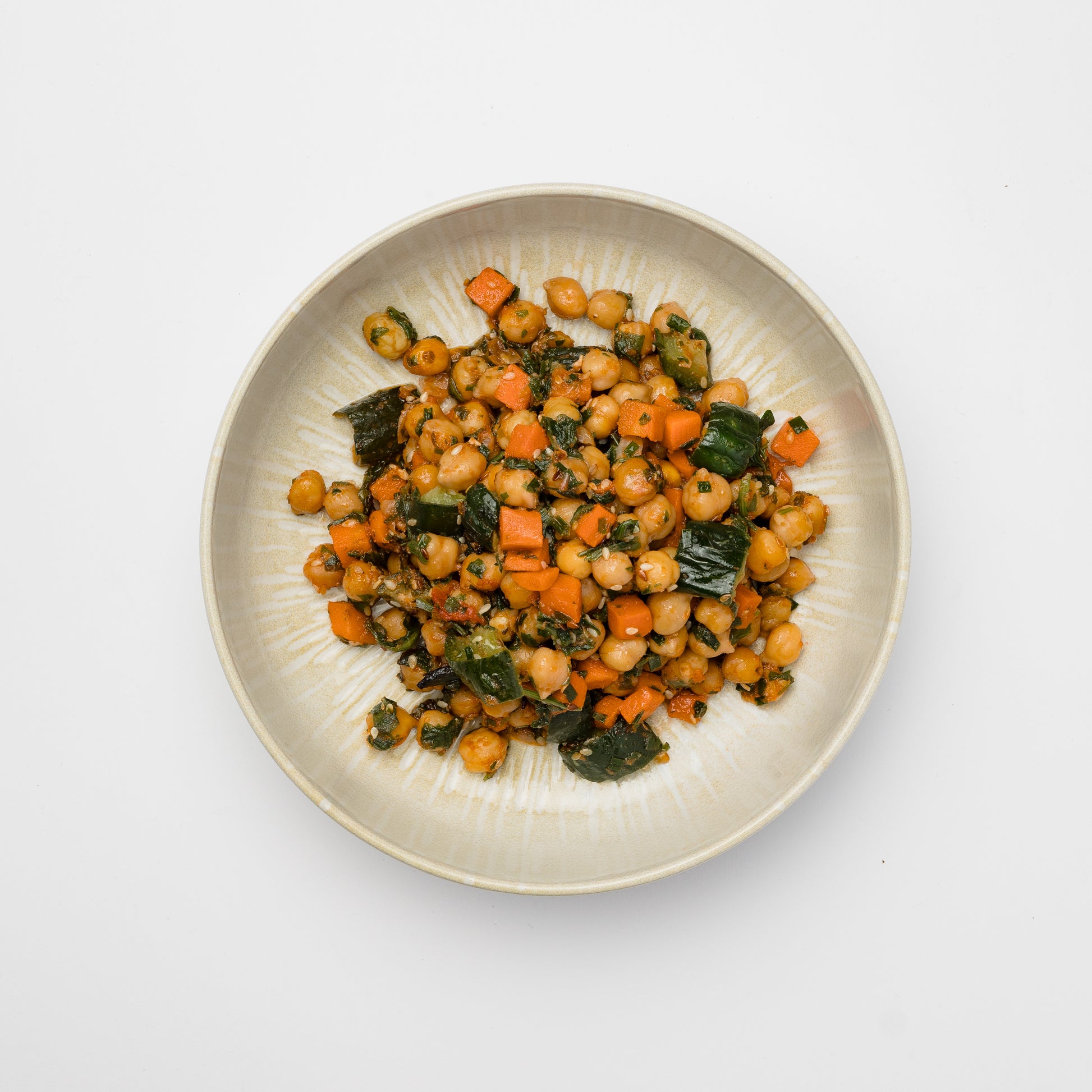 veganes fertiggericht kichererbsen gurken karotten natives olivenoel